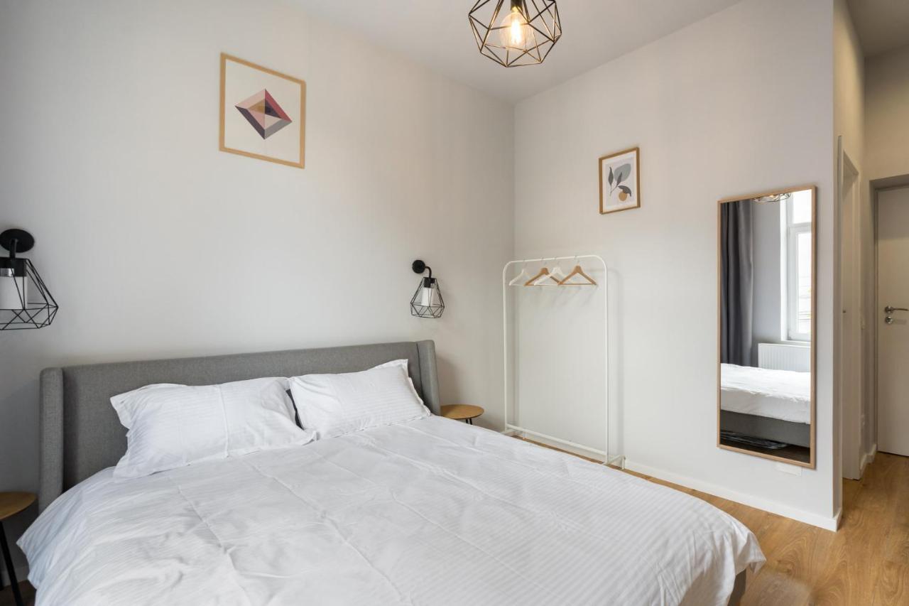 בוקרשט Cute Central Apartments In Villa מראה חיצוני תמונה